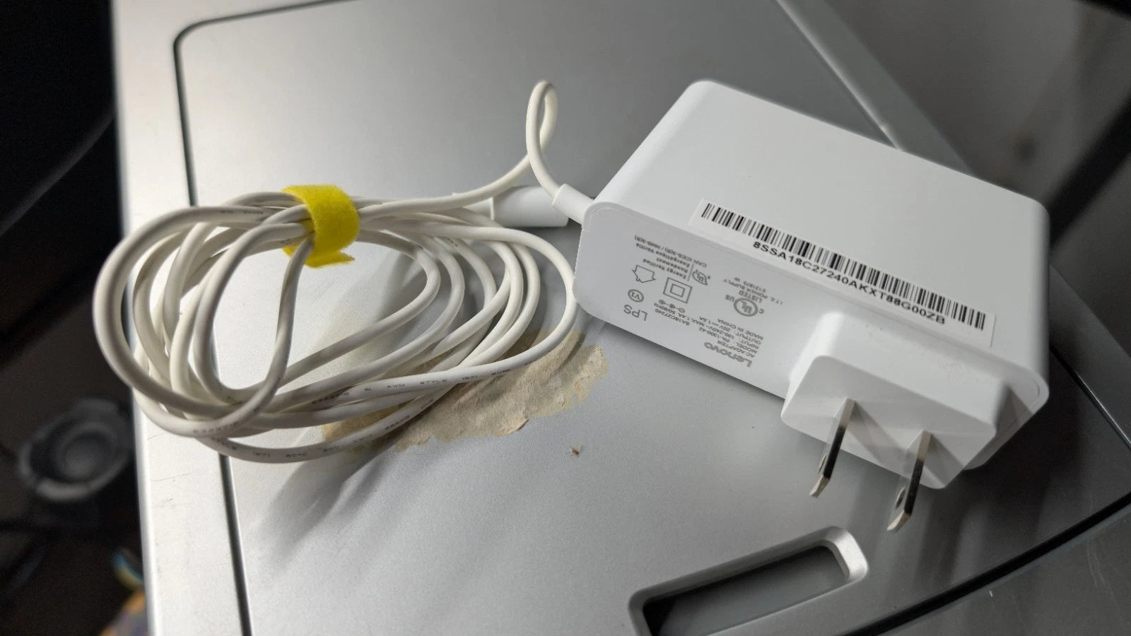 Genuine Power Supply 20V 1.5A oem Lenovo Smart Display AC Adapter Charger